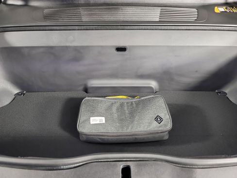 Used 2022 Rivian R1T Adventure image 14