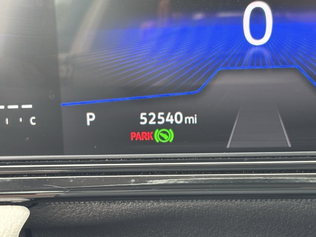 Used 2025 Volkswagen Taos S FWD image 31