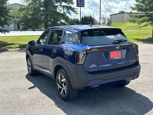 Certified 2025 Nissan Kicks SV FWD image 7