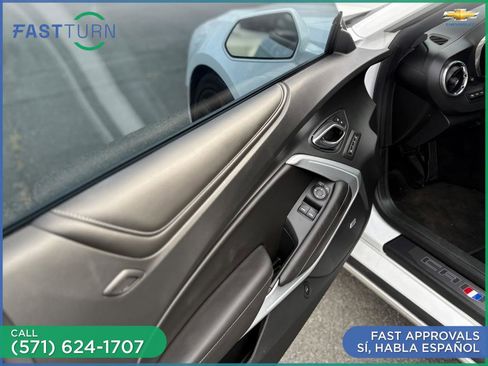 Used 2017 Chevrolet Camaro SS image 18