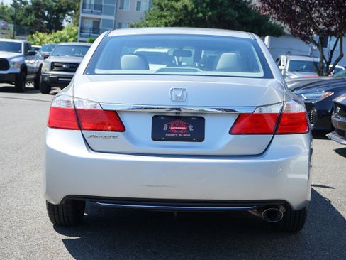 Used 2014 Honda Accord LX image 4