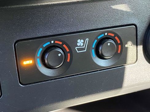 Used 2019 Toyota 4Runner Limited image 35