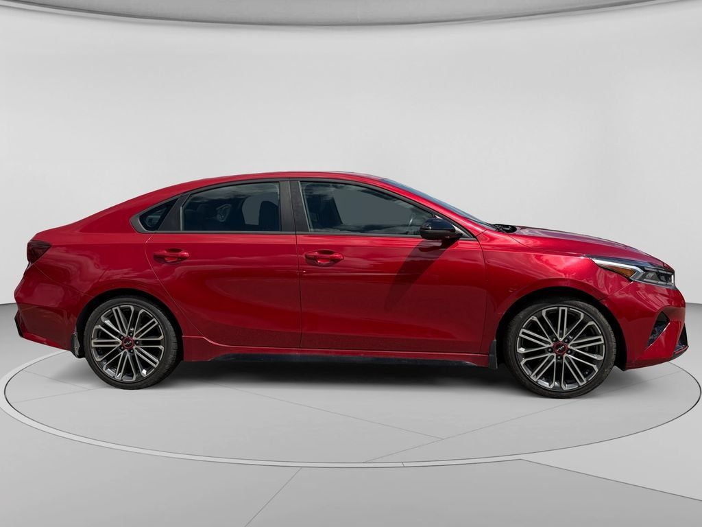 Used 2024 Kia Forte GT FWD image 2