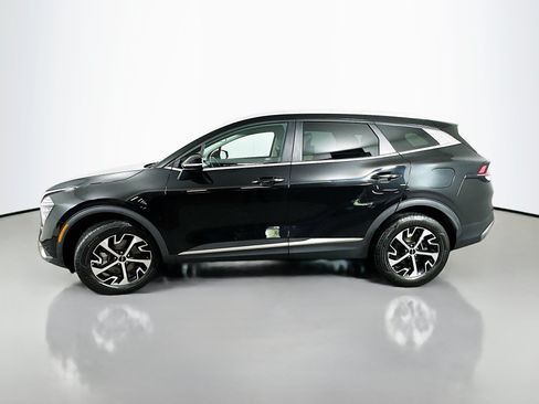 Used 2024 Kia Sportage EX AWD/4WD image 4