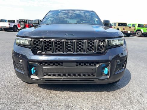 Used 2022 Jeep Grand Cherokee Trailhawk w/ Advanced Protech Group II image 2