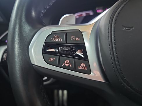Used 2023 BMW 540i w/ M Sport Package RWD image 17