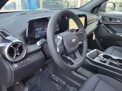 New 2026 Chevrolet Equinox LT w/ Safety and Technology Package image 18