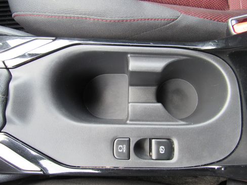 Used 2023 Toyota Corolla SE image 29