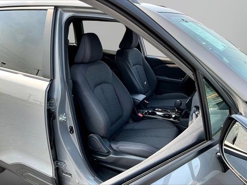 Used 2026 Subaru Forester Premium AWD/4WD image 28