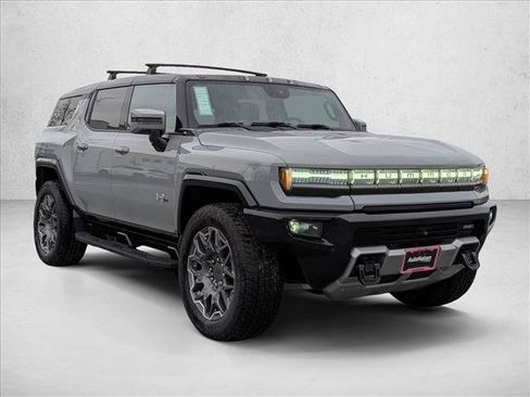 New 2025 GMC Hummer EV 3X w/ LPO, Roof Cross Rail Package AWD/4WD image 7