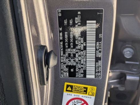 Used 2019 Toyota Highlander LE image 16