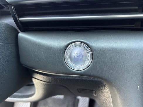 Used 2025 Genesis GV80 3.5T Prestige image 30