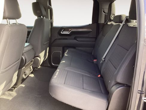 Used 2022 Chevrolet Silverado 1500 LT image 24