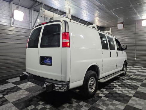 Used 2019 GMC Savana 2500 w/ Driver Convenience Package image 5