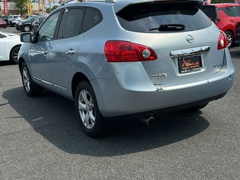 Used 2011 Nissan Rogue SV w/ Premium Pkg AWD/4WD image 10