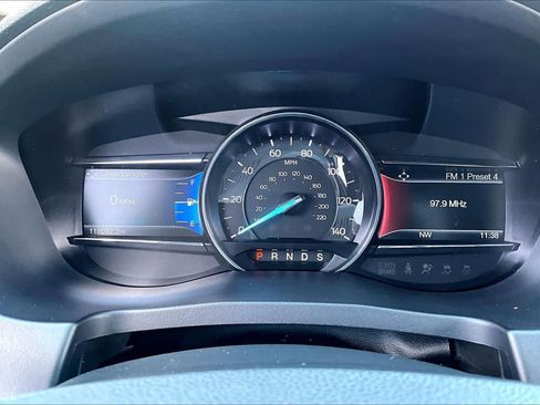 Used 2017 Ford Explorer XLT w/ Equipment Group 202A FWD image 26