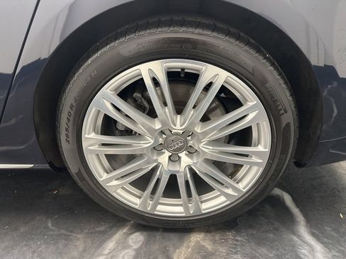 Used 2014 Audi A8 L 4.0T w/ Luxury Package image 33