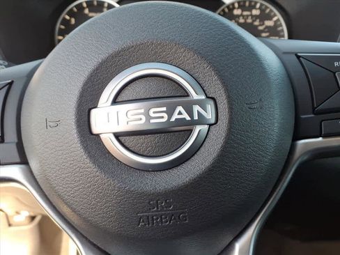 Certified 2024 Nissan Altima 2.5 SV image 9