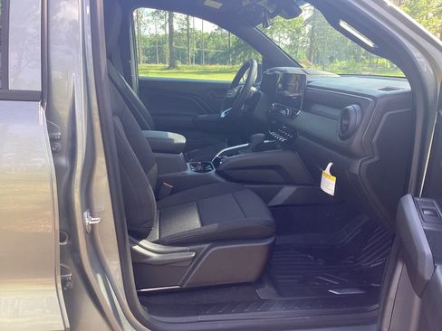 New 2026 Chevrolet Colorado W/T w/ WT Custom Package RWD image 19
