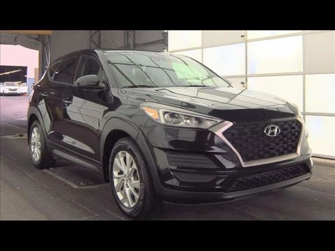 Used 2020 Hyundai Tucson SE image 1