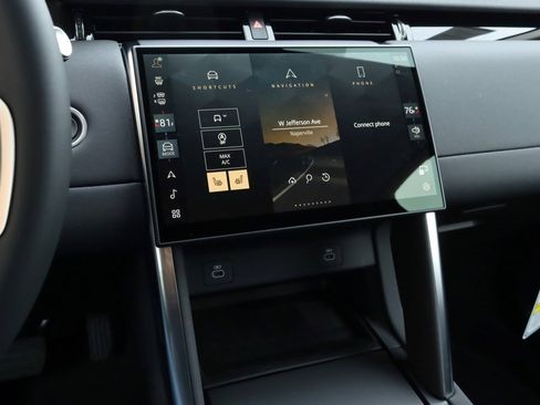 Certified 2025 Land Rover Discovery Sport S image 19