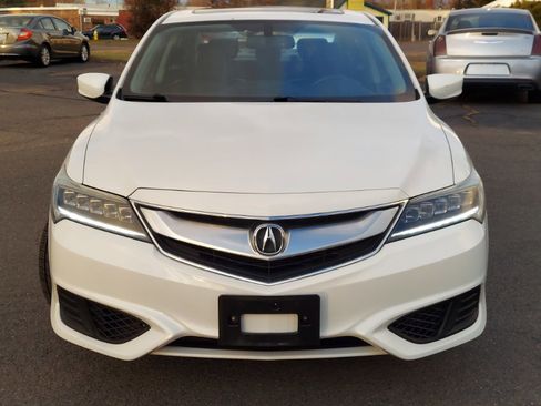 Used 2017 Acura ILX w/ Premium Package image 2