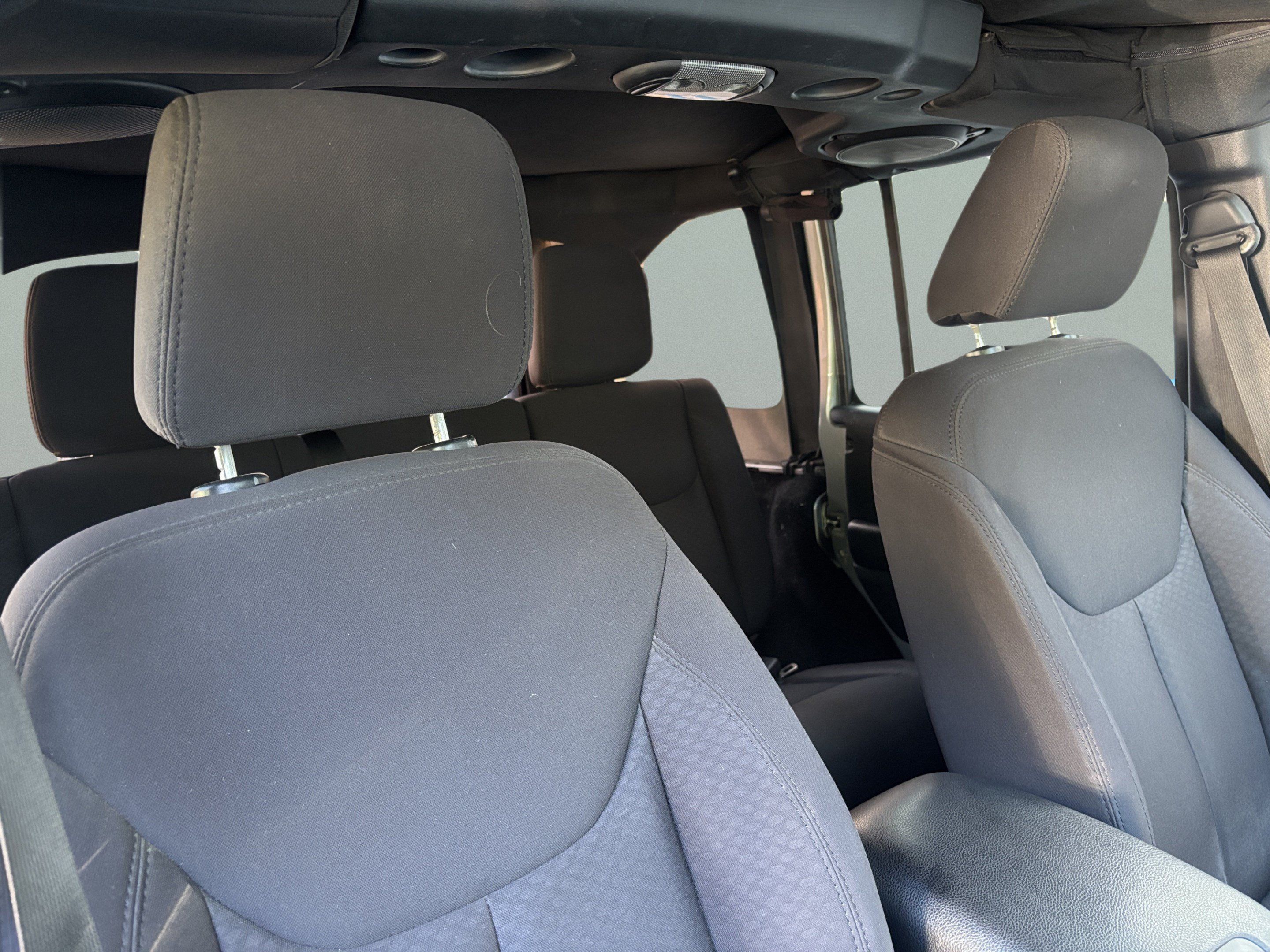 Used 2013 Jeep Wrangler Unlimited Sport AWD/4WD image 16