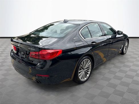 Used 2018 BMW 530e image 8
