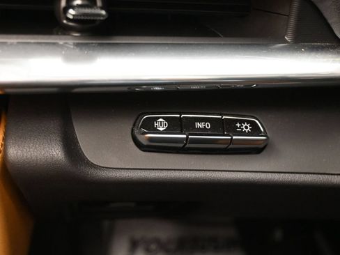 Used 2020 Chevrolet Corvette Stingray Preferred Cpe w/ 2LT Preferred Equipment Group RWD image 20