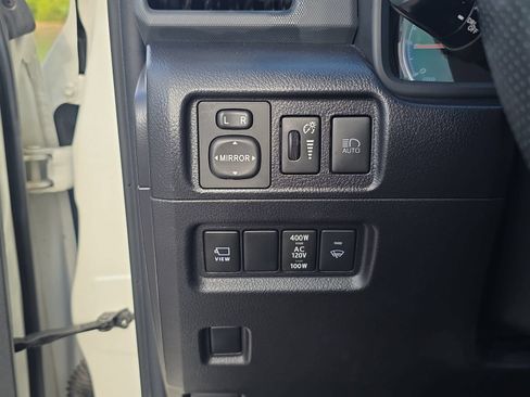 Used 2023 Toyota 4Runner Limited AWD/4WD image 23