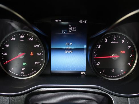 Used 2022 Mercedes-Benz GLC 300 image 38