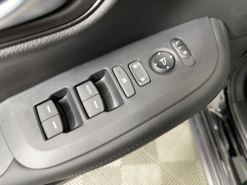 New 2026 Honda HR-V LX image 20