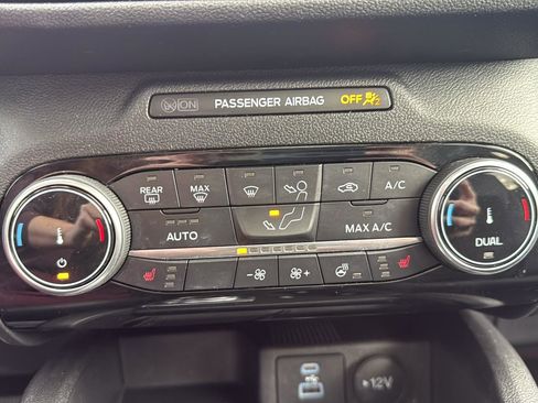 Used 2022 Ford Escape SEL w/ SEL Stealth AWD Package image 28