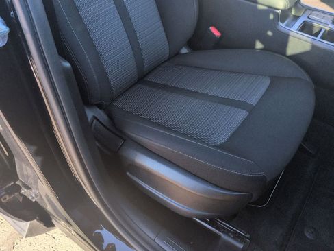 Used 2022 Kia Sorento LX image 20