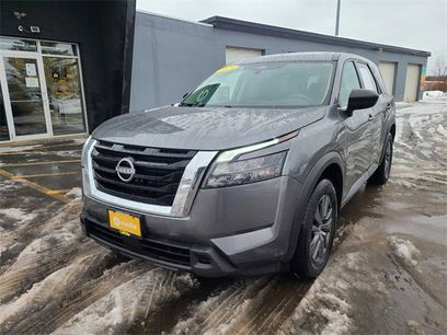 Used 2023 Nissan Pathfinder S