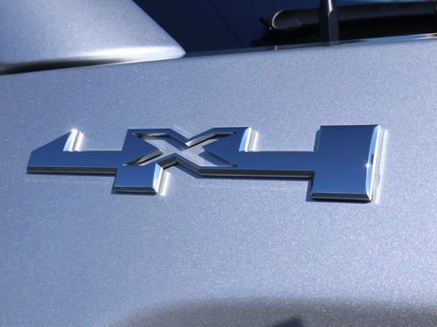 Used 2018 GMC Sierra 1500 SLT w/ SLT Premium Package image 5