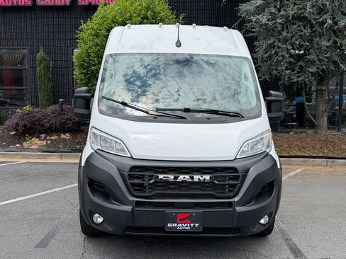 Used 2025 RAM ProMaster 2500 w/ Convenience Group FWD image 3
