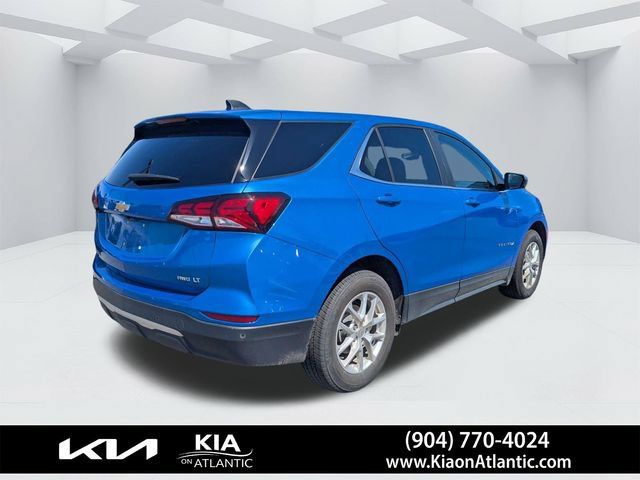 Used 2024 Chevrolet Equinox LT AWD/4WD image 3