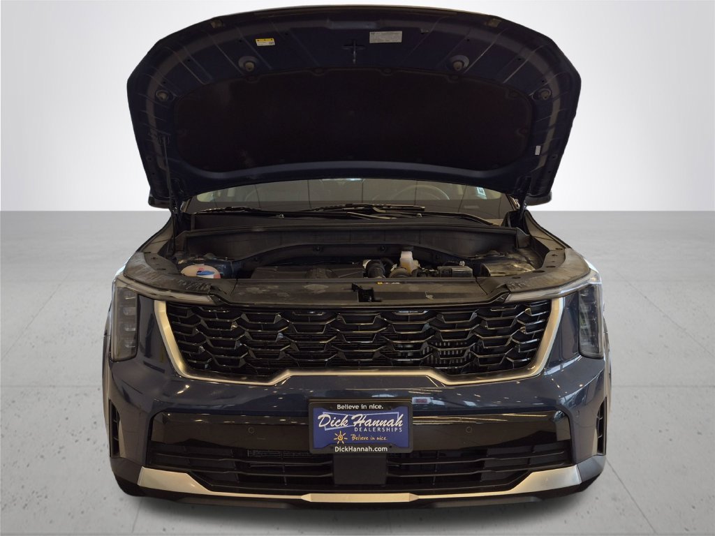 Used 2025 Kia Sorento EX AWD/4WD image 4