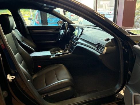 Used 2021 Honda Accord Sport image 27