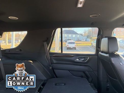 Used 2024 GMC Yukon SLE w/ Gmc Pro Safety Plus Package image 16