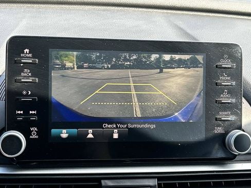 Used 2019 Honda Accord Sport image 32