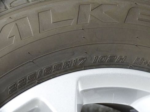 Used 2020 Ford Escape SE image 41