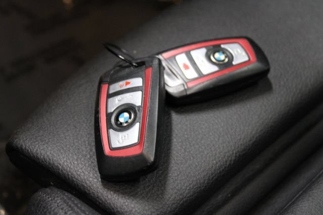 Used 2016 BMW 328i xDrive Wagon AWD/4WD image 13