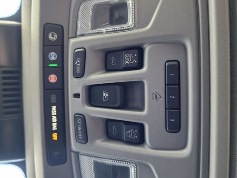 Used 2024 GMC Sierra 2500 Denali w/ Denali Reserve Package image 55