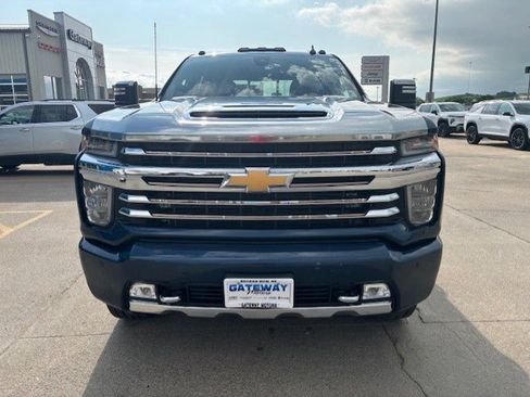 Used 2020 Chevrolet Silverado 3500 High Country w/ Safety Package II image 2