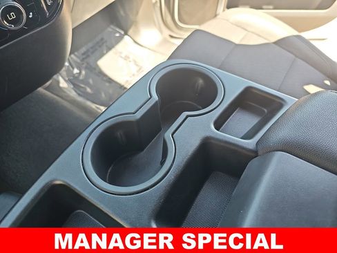 Used 2025 Chevrolet Silverado 2500 LT w/ Convenience Package AWD/4WD image 16