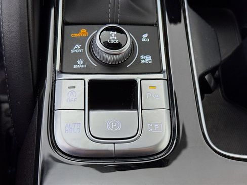 Used 2024 Kia Telluride SX Prestige AWD/4WD image 36