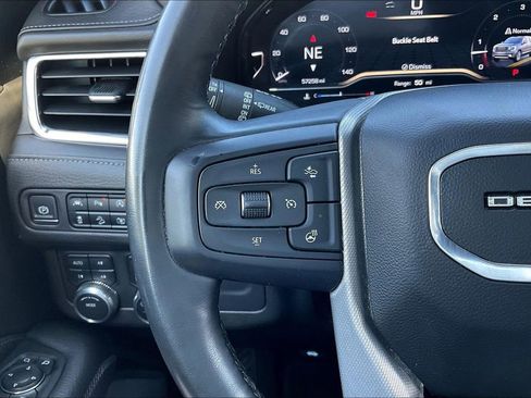 Used 2023 GMC Yukon Denali AWD/4WD image 12