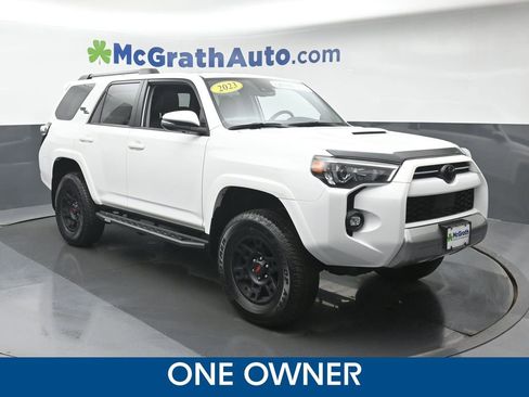 Used 2023 Toyota 4Runner TRD Off-Road Premium image 2